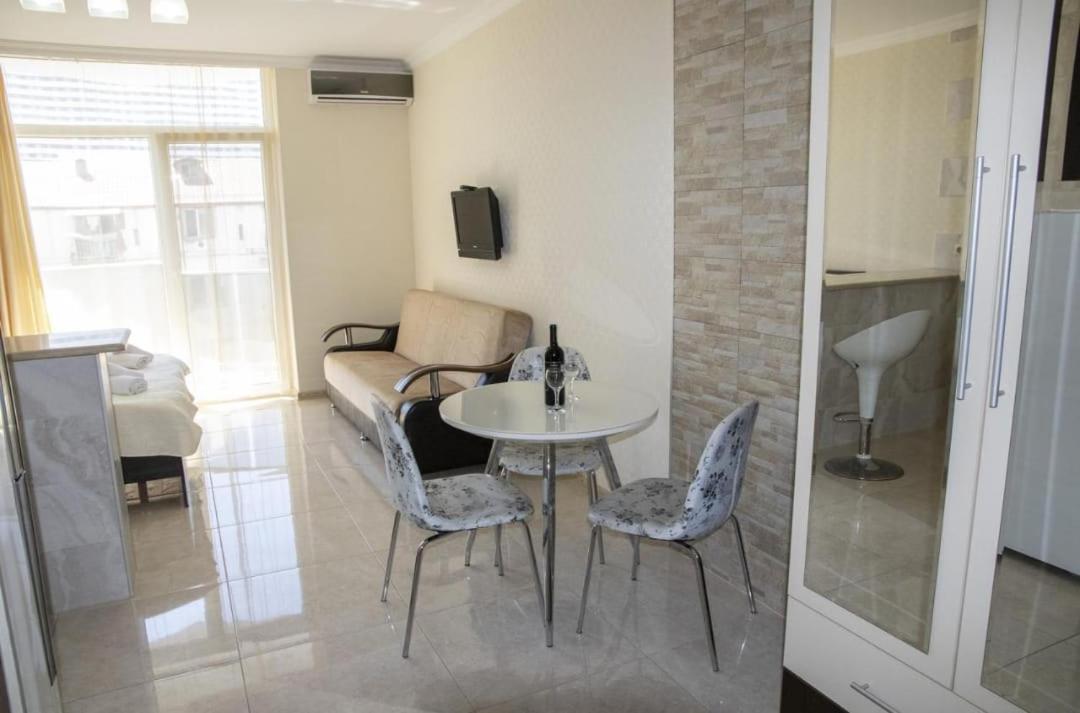 Apartment Orbi Lux Batumi Exterior photo